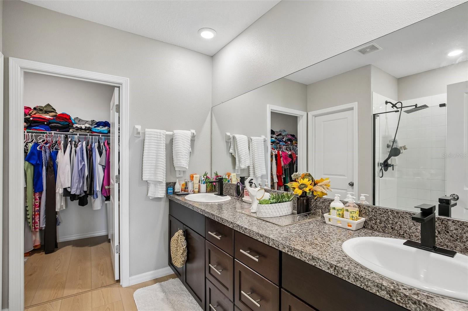 15608 MILLER CREEK DR — photo 15