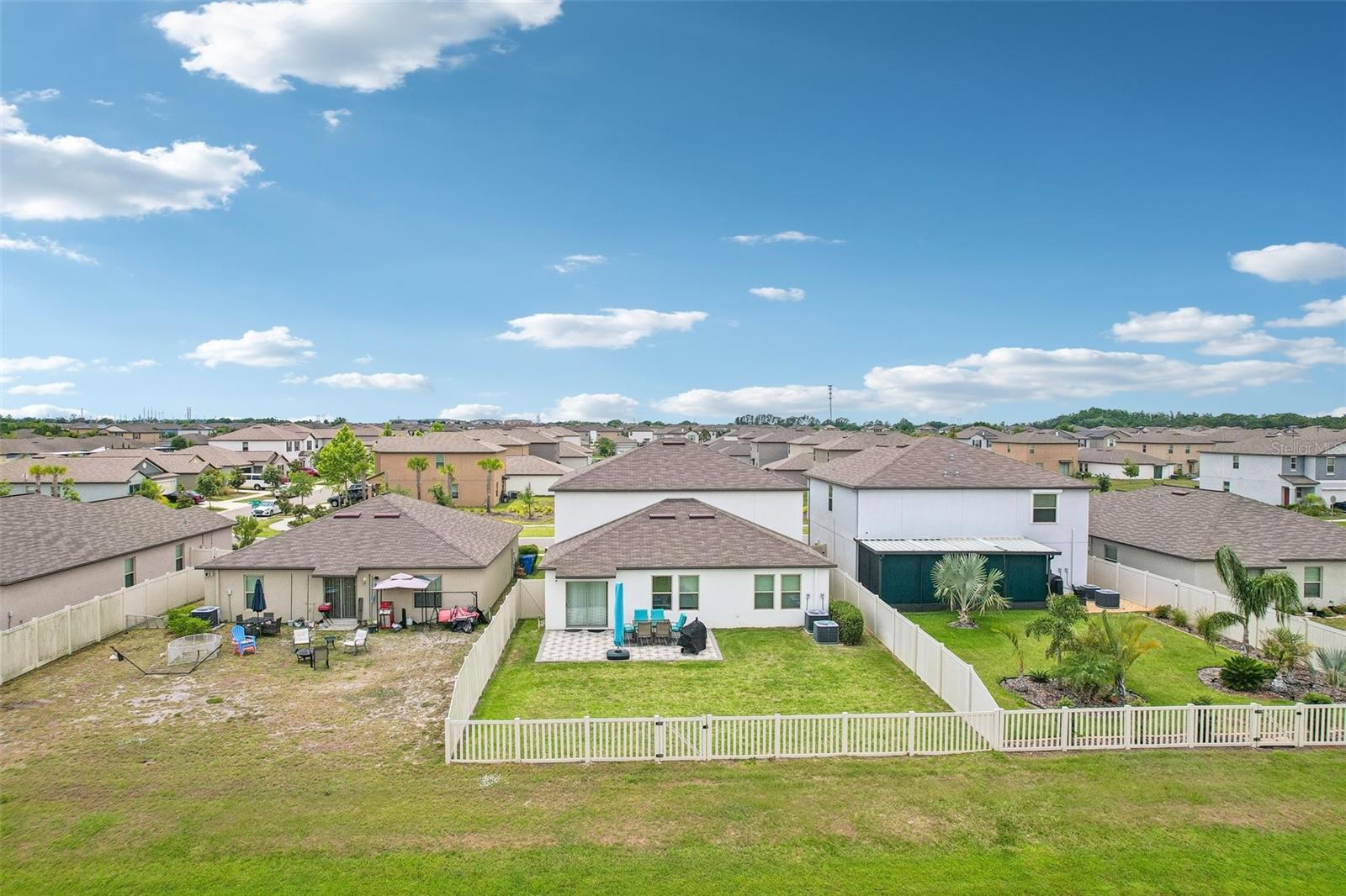 15608 MILLER CREEK DR — photo 42