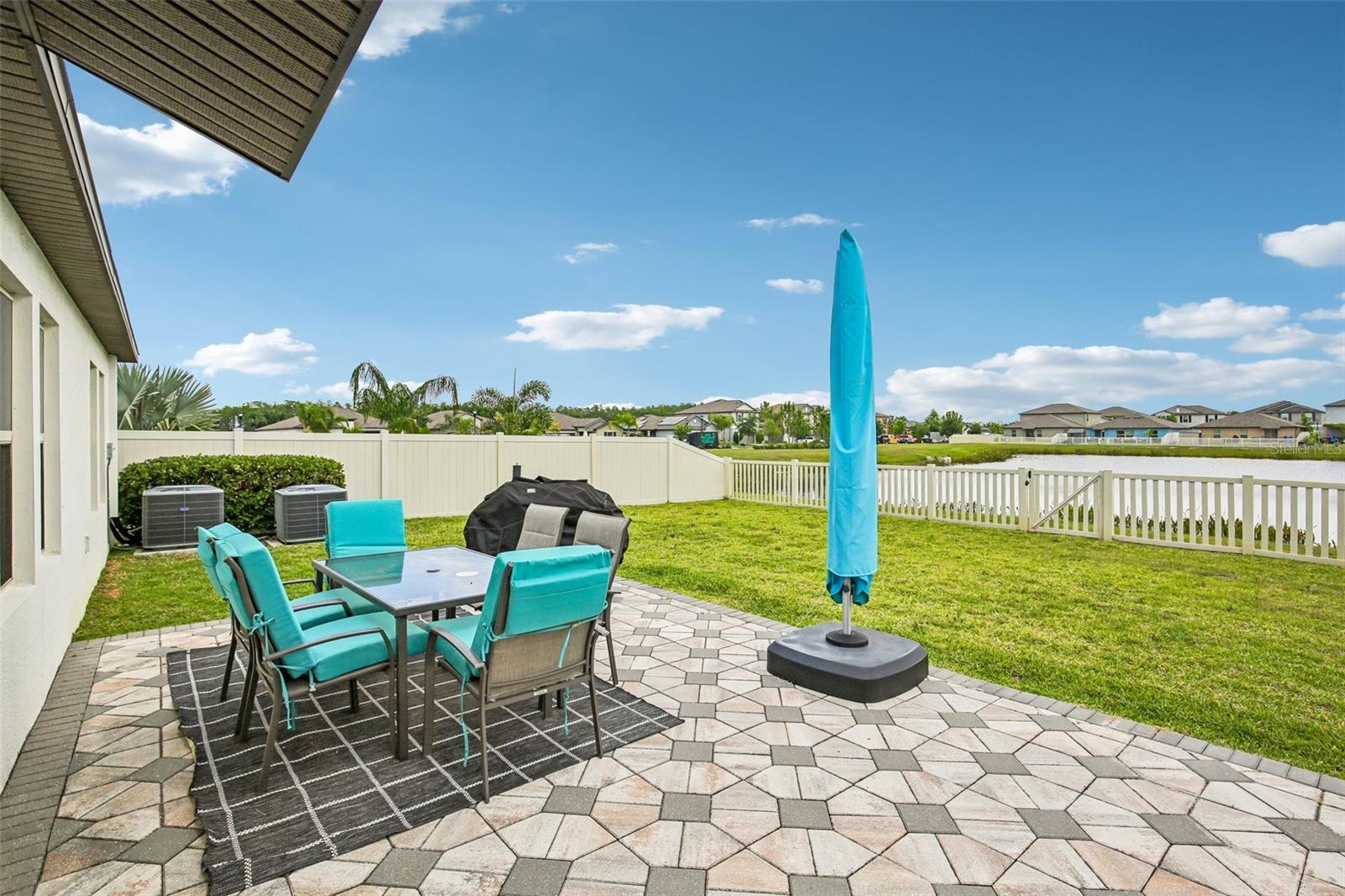 15608 MILLER CREEK DR — photo 37