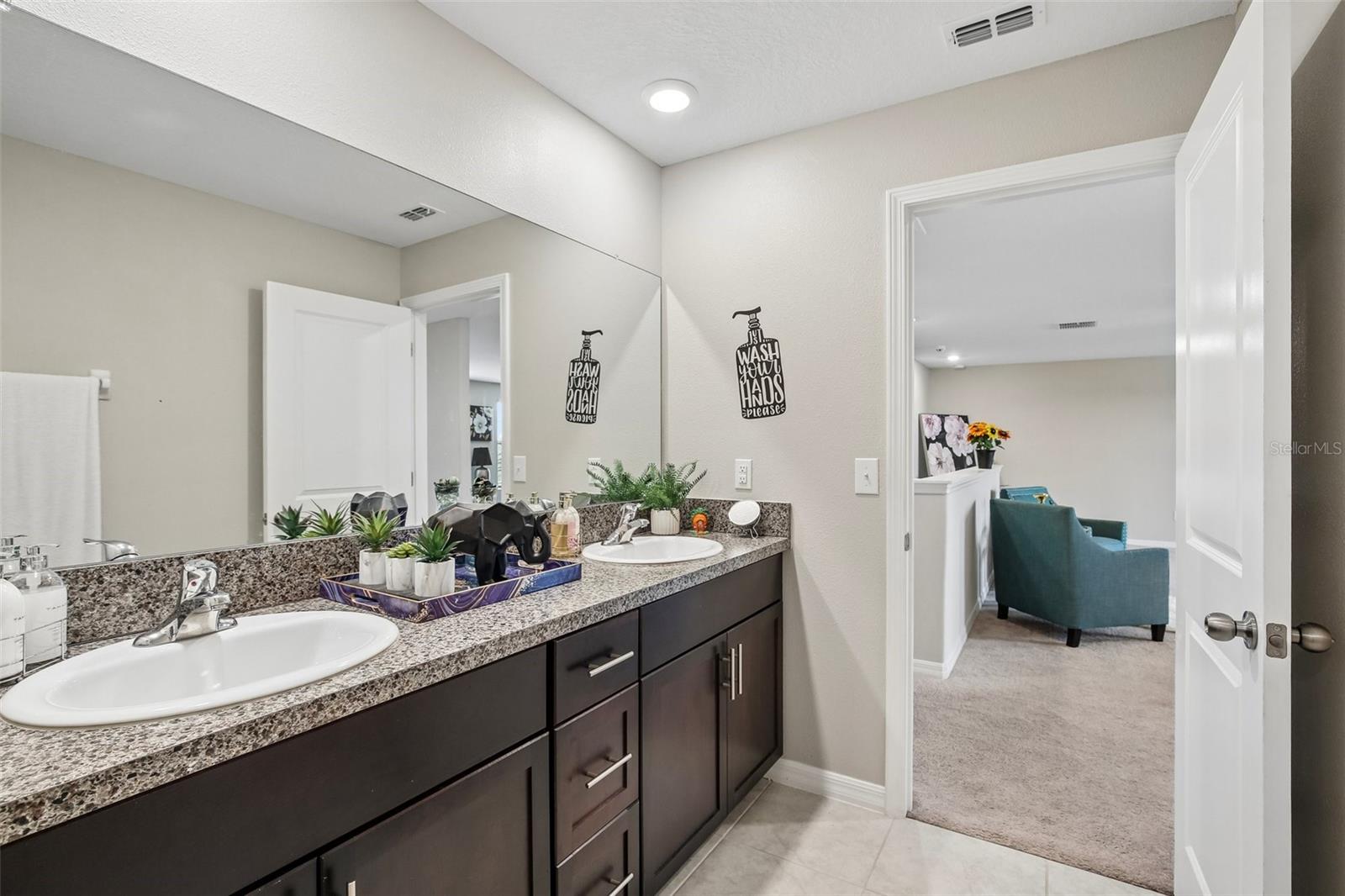15608 MILLER CREEK DR — photo 30