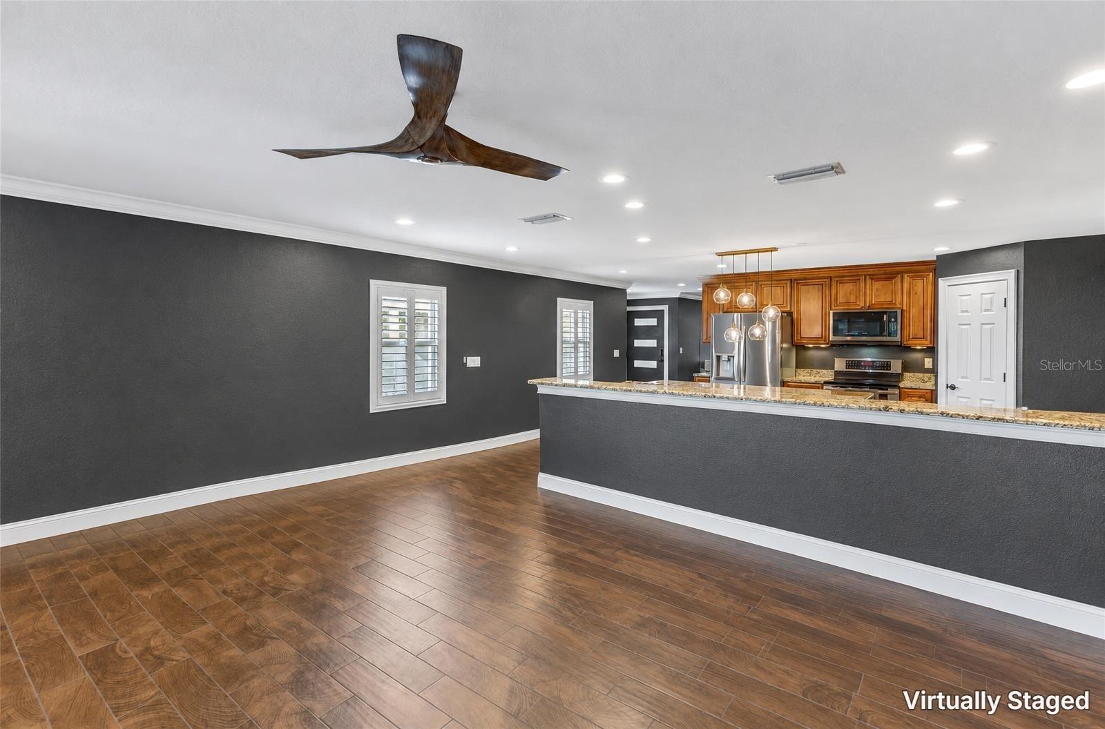 6812 S KISSIMMEE ST — photo 8