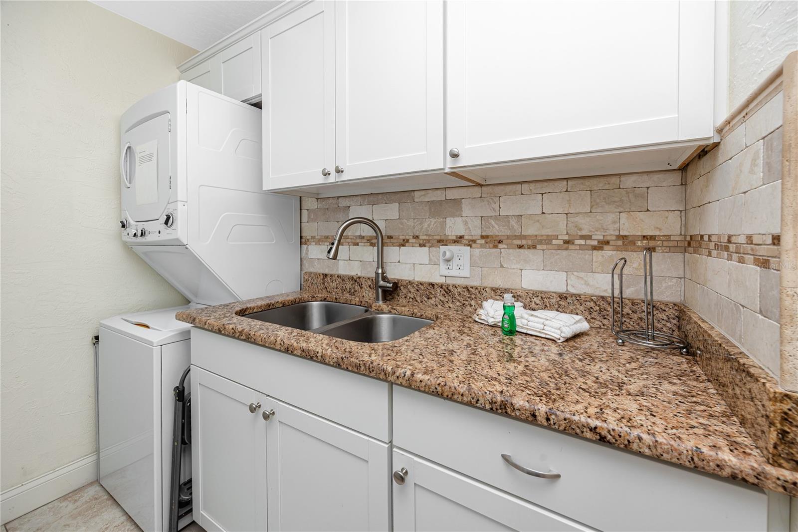159 MEDALLION BLVD #F — photo 20