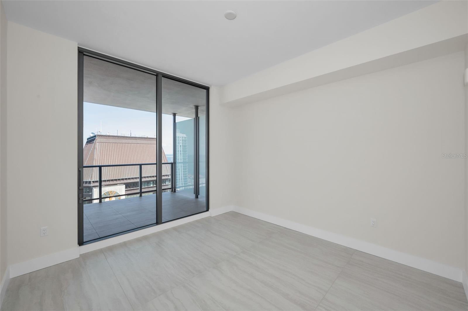 275 1ST AVE S #3503 — photo 22