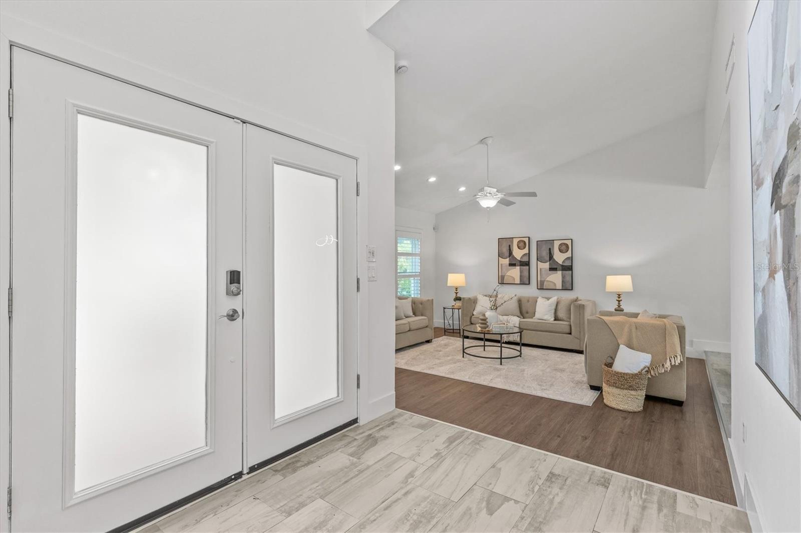 13915 WHISPERWOOD DR — photo 4