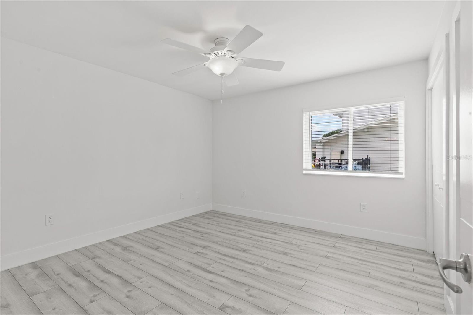 13915 WHISPERWOOD DR — photo 43