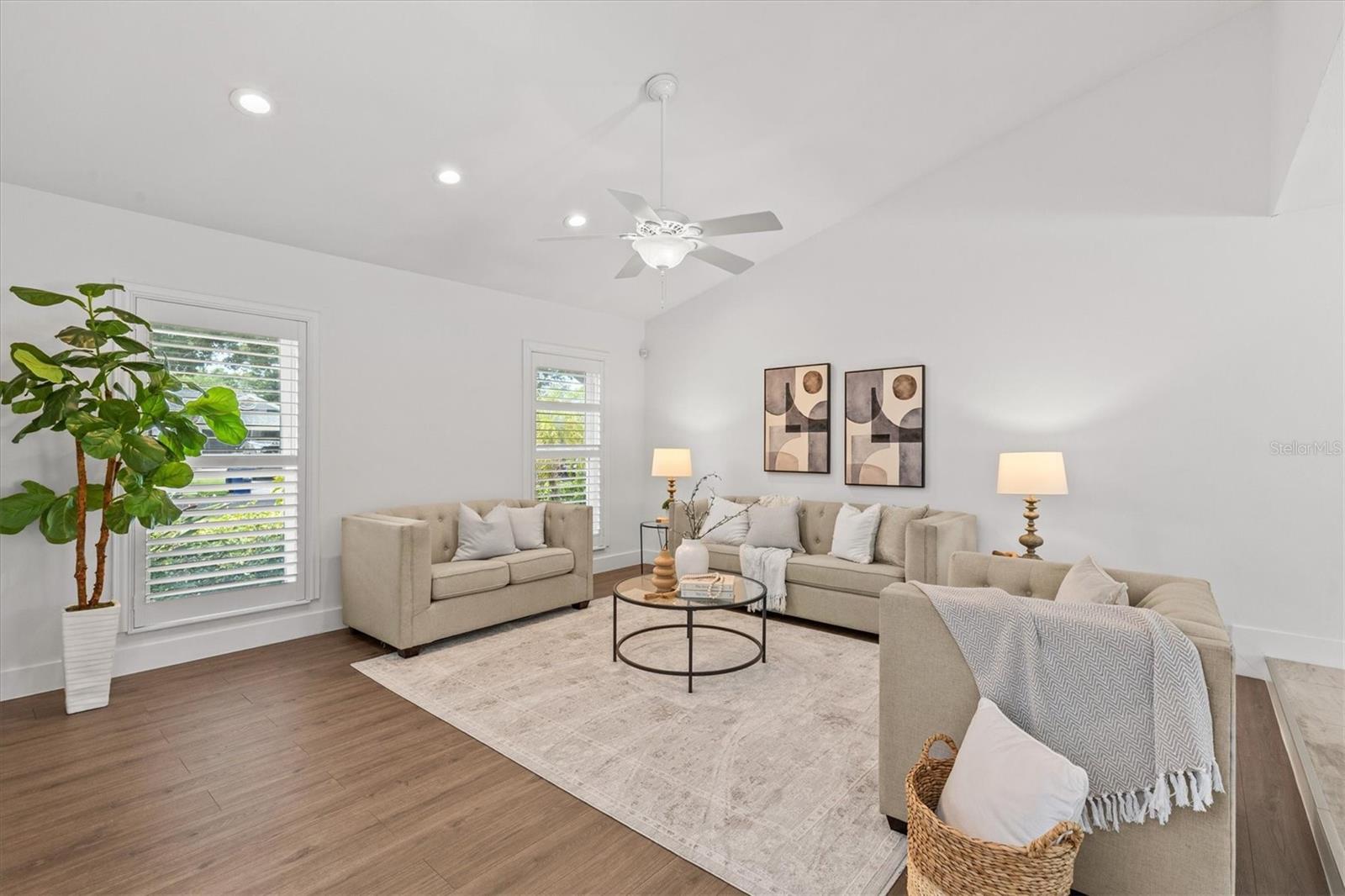 13915 WHISPERWOOD DR — photo 5