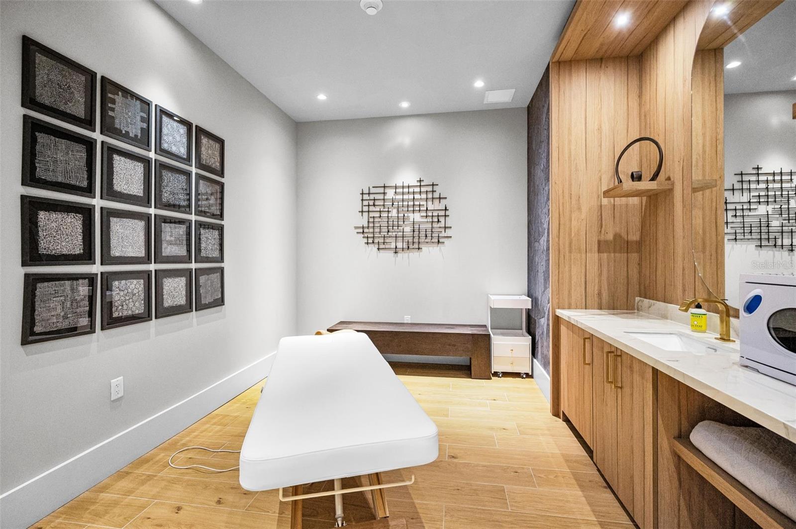 275 1ST AVE S #3503 — photo 42