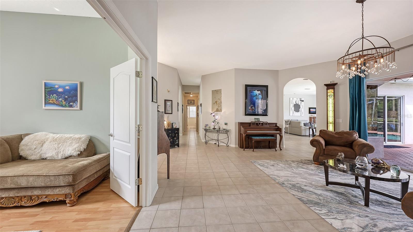 7025 N SERENOA DR — photo 10