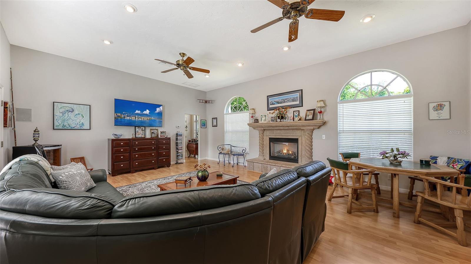 7025 N SERENOA DR — photo 25