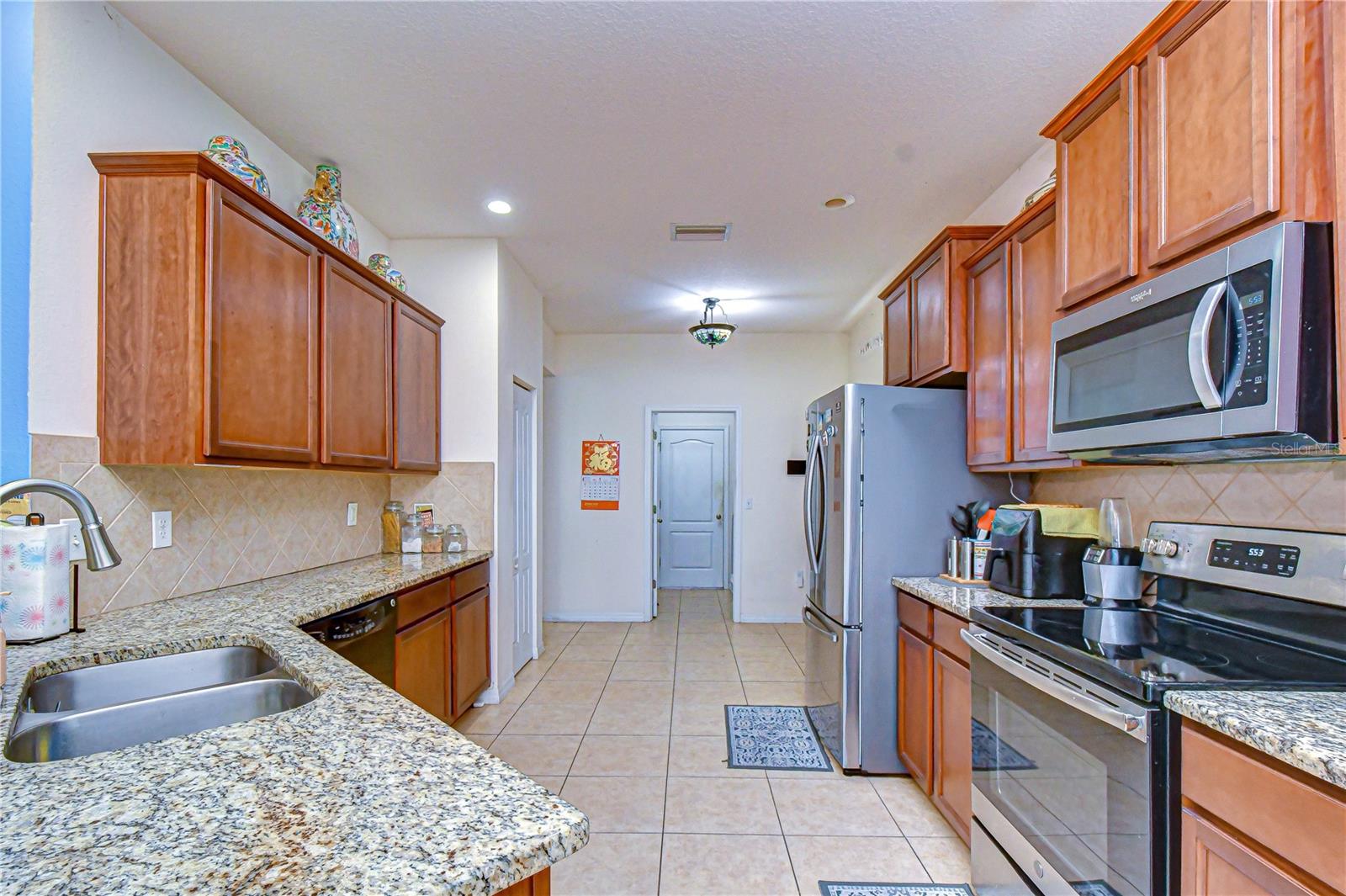 6252 TWIN BRIDGES DR — photo 9