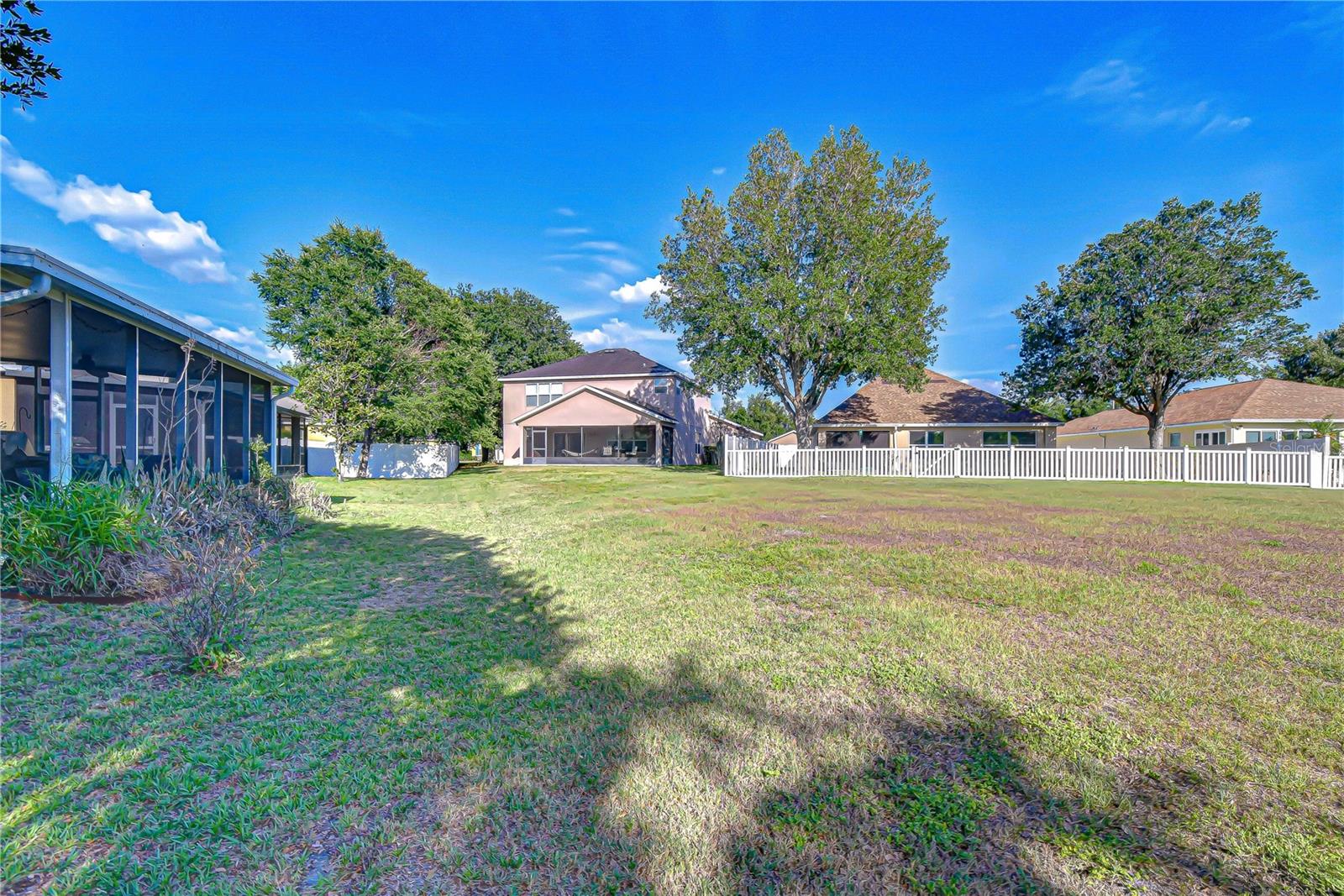 6252 TWIN BRIDGES DR — photo 36