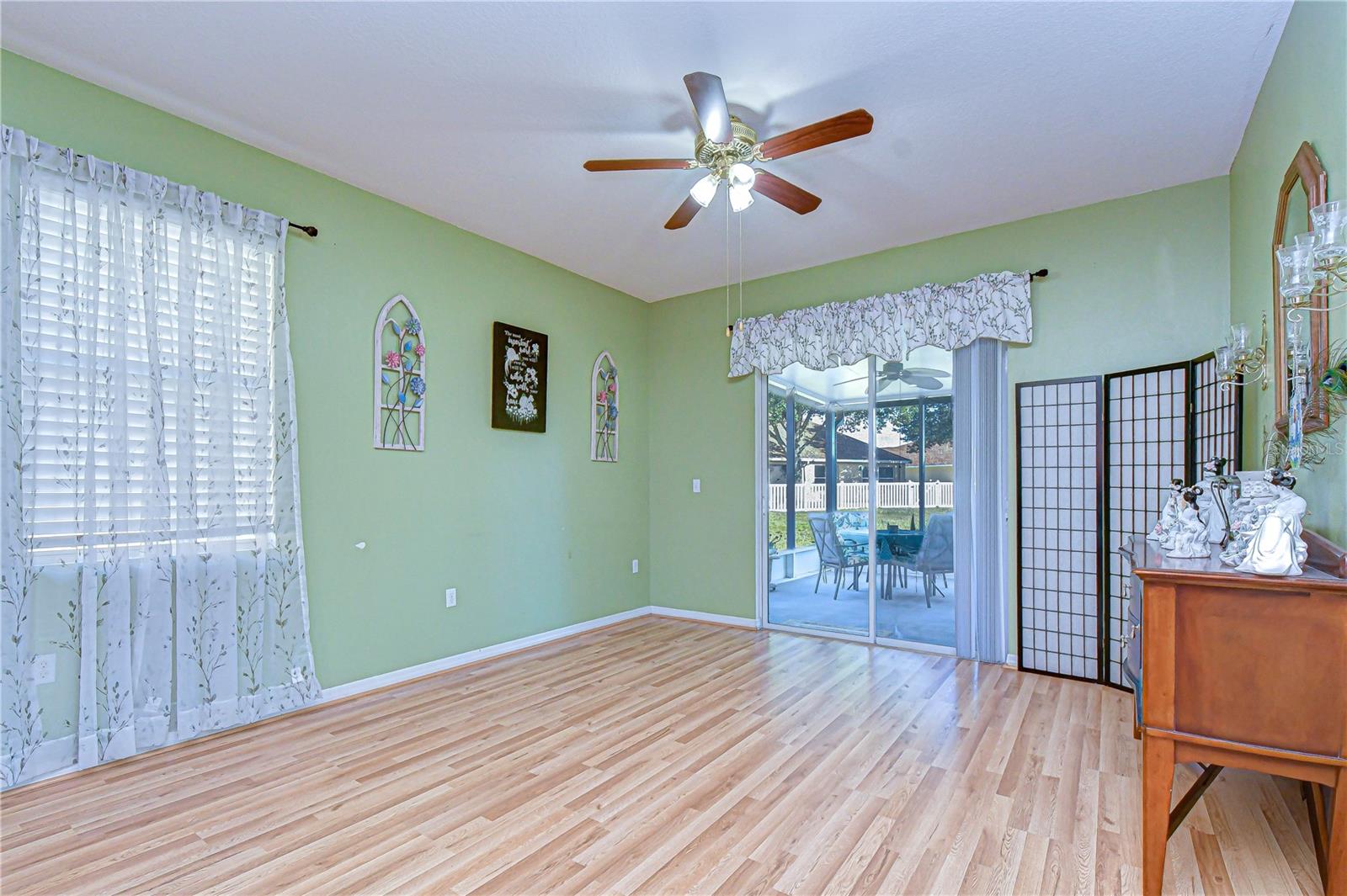 6252 TWIN BRIDGES DR — photo 12