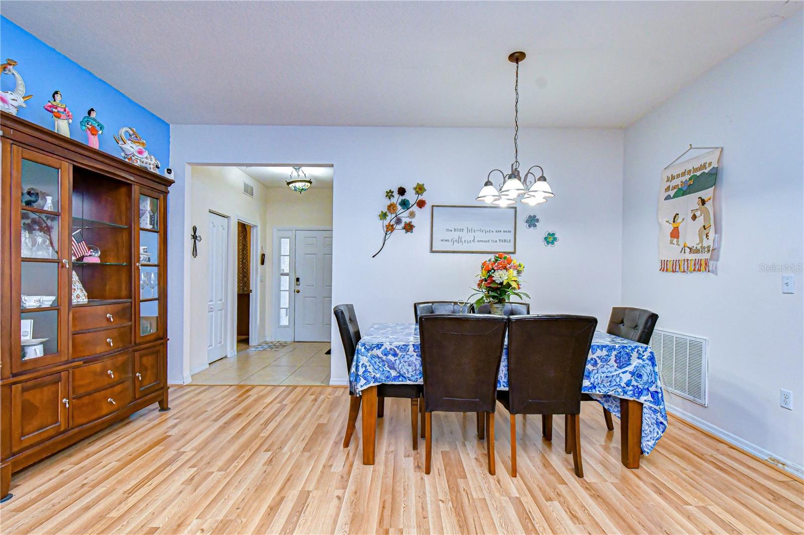 6252 TWIN BRIDGES DR — photo 5
