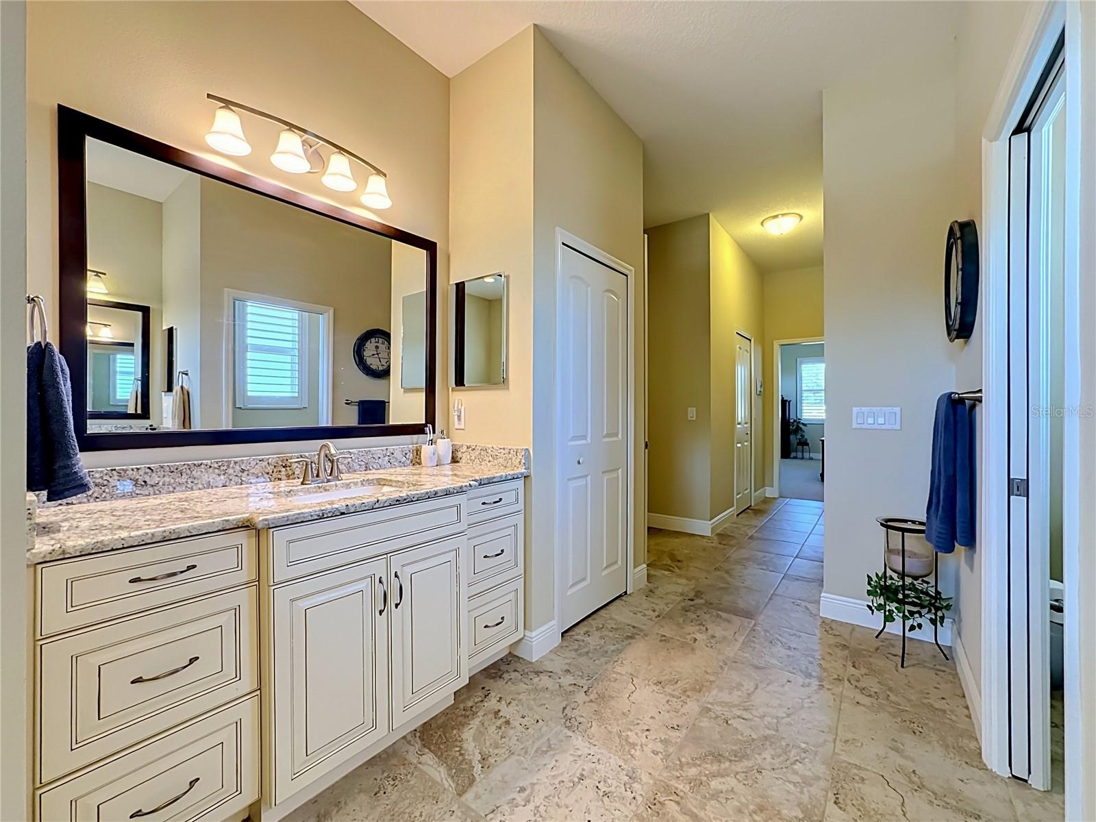 6130 FOXBROOK TRL — photo 23