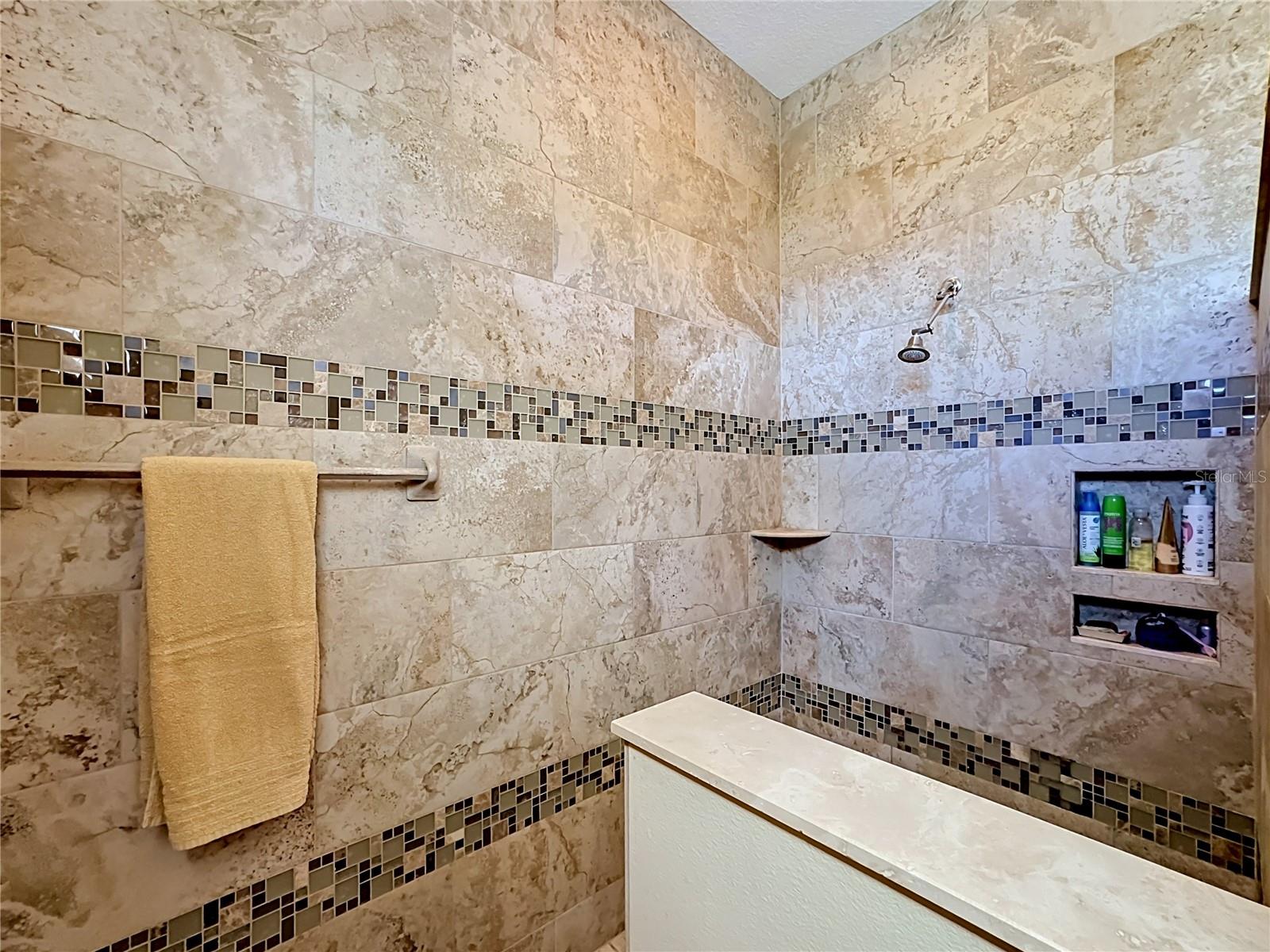 6130 FOXBROOK TRL — photo 25