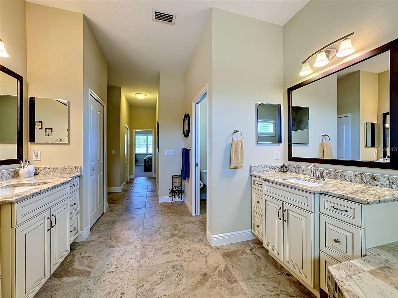6130 FOXBROOK TRL — photo 22