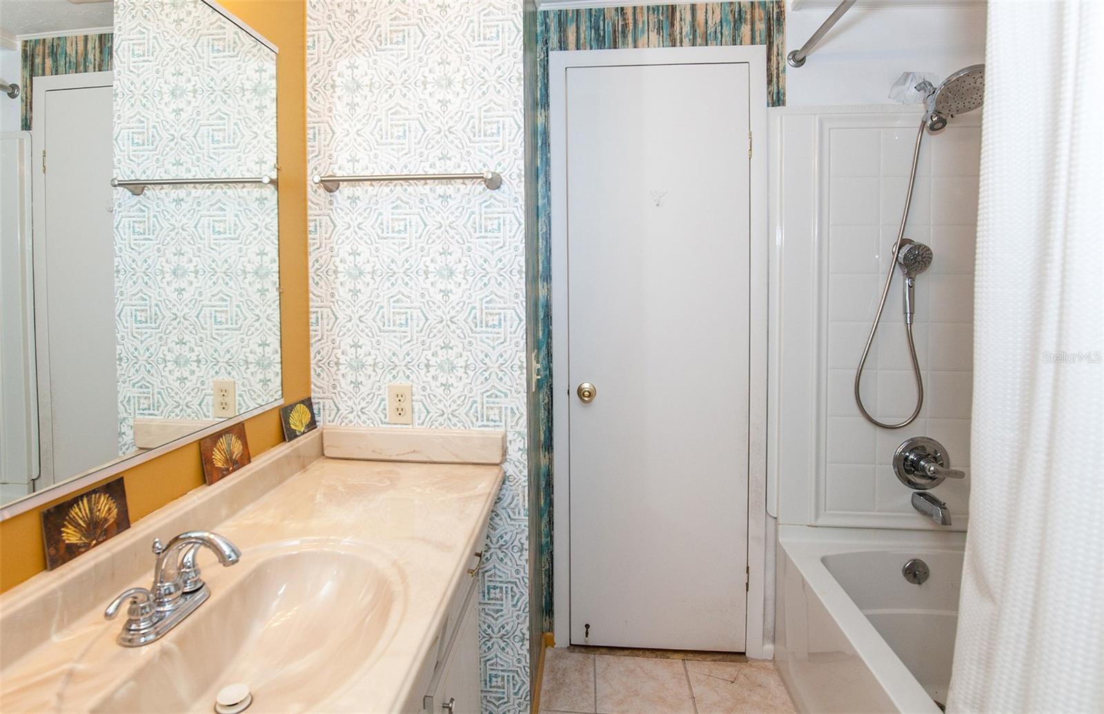 878 JOLANDA CIR — photo 23