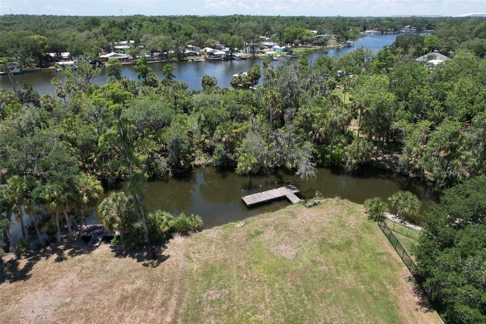 8325 ALAFIA POINTE DR — photo 8