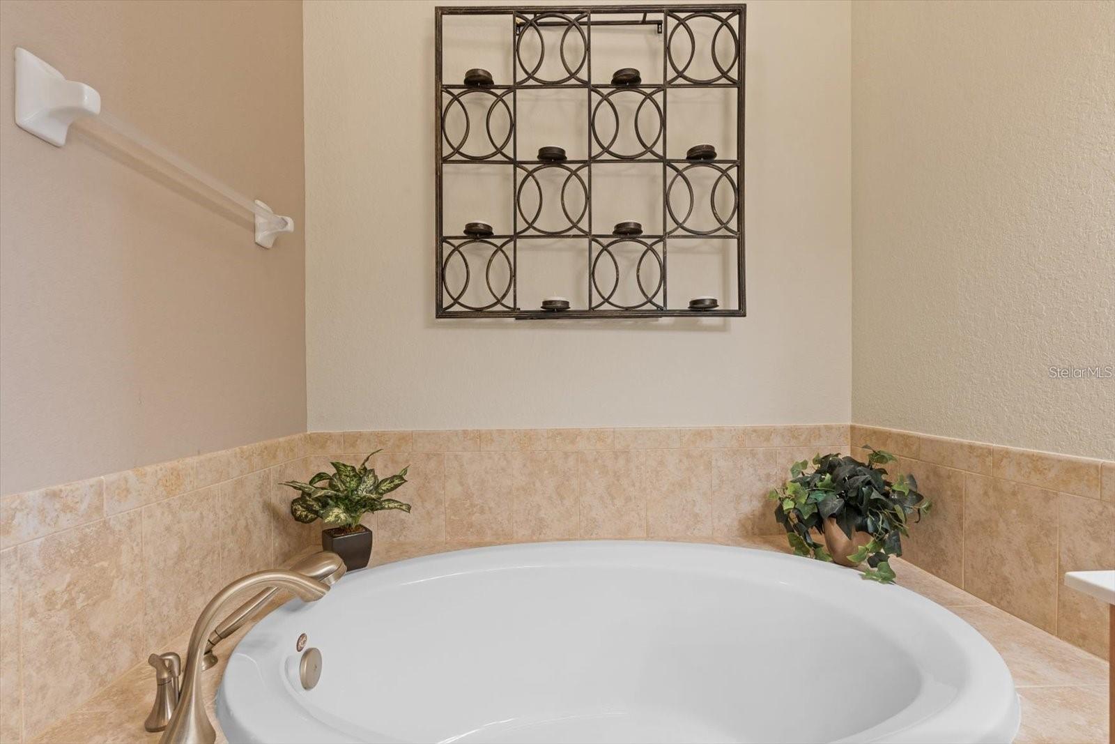 416 WINDING BROOK LN #102 — photo 32