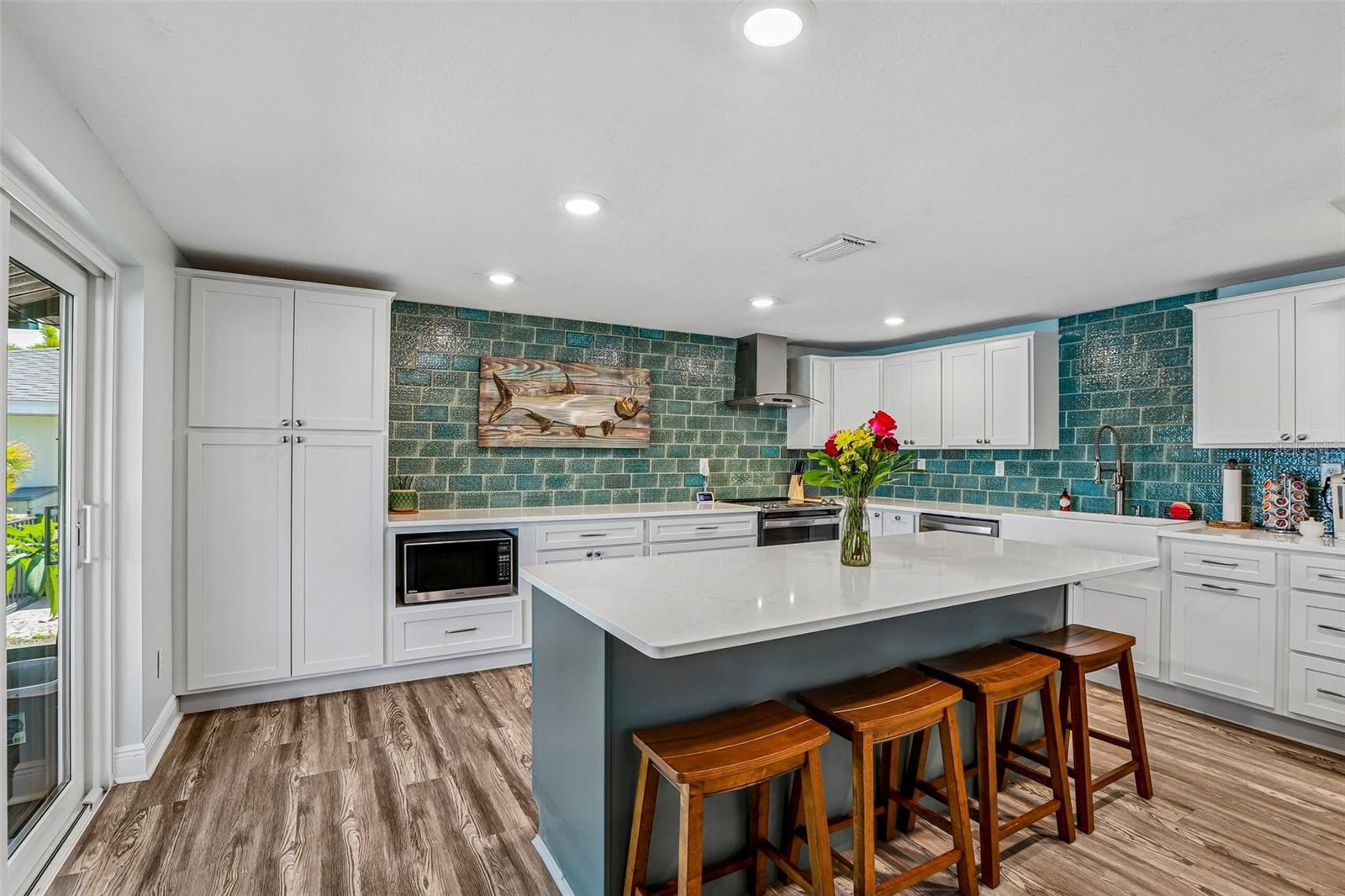 801 FLAMINGO DR — photo 16