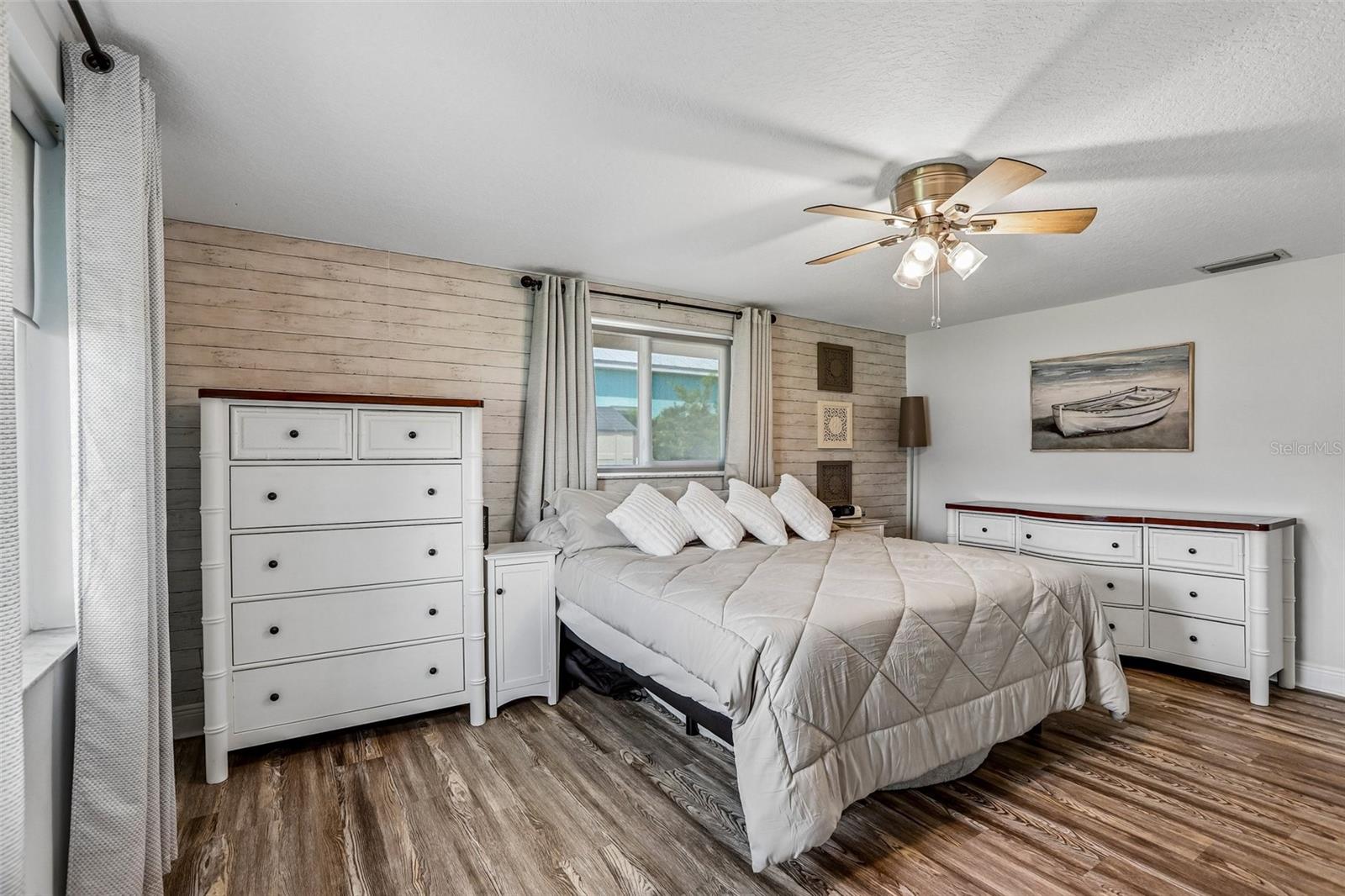 801 FLAMINGO DR — photo 29