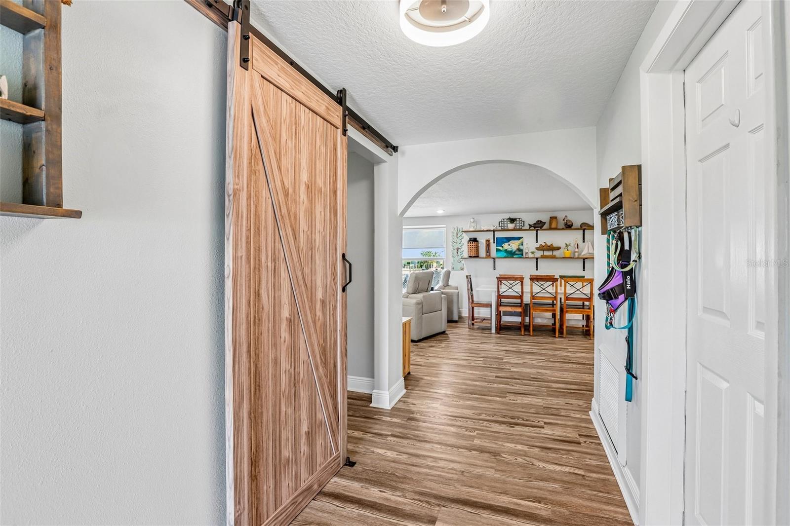 801 FLAMINGO DR — photo 11
