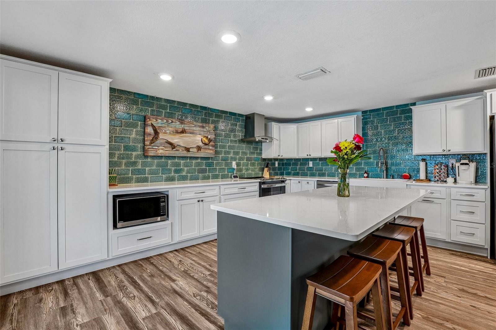 801 FLAMINGO DR — photo 17