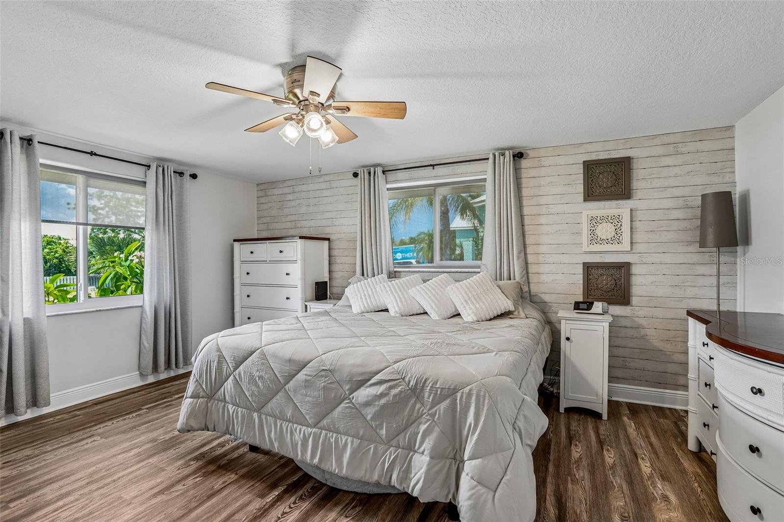 801 FLAMINGO DR — photo 27