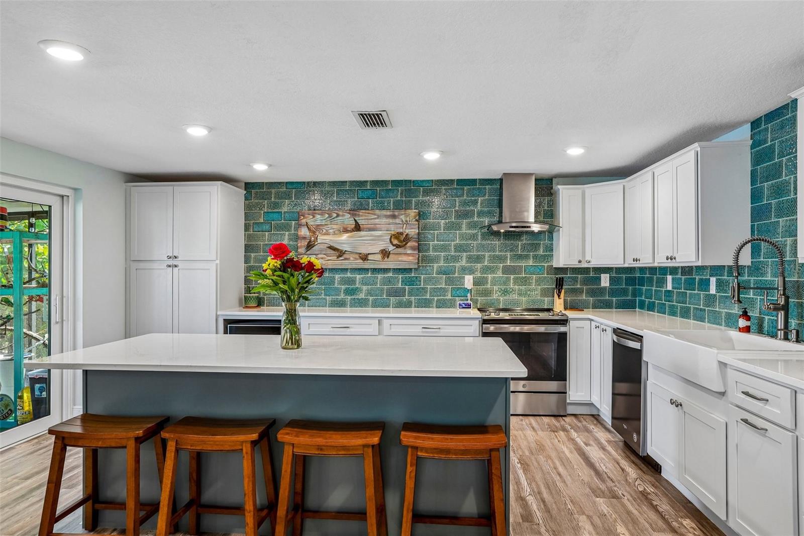 801 FLAMINGO DR — photo 15