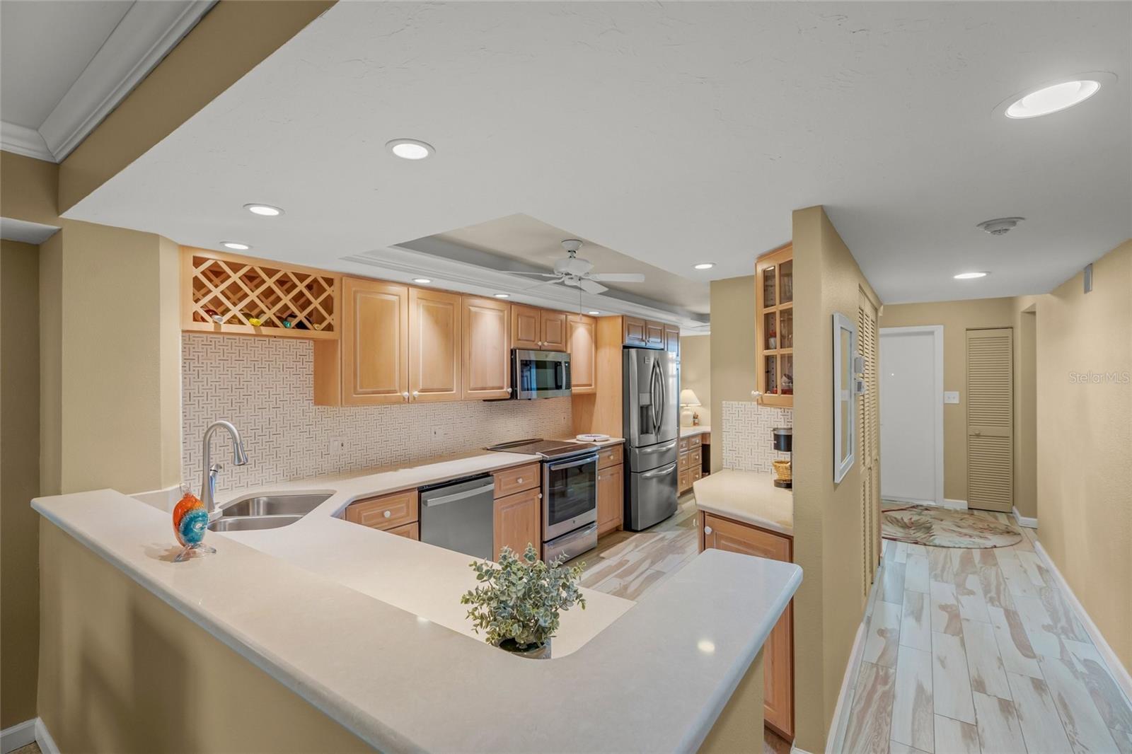 5780 MIDNIGHT PASS RD #B105 — photo 19