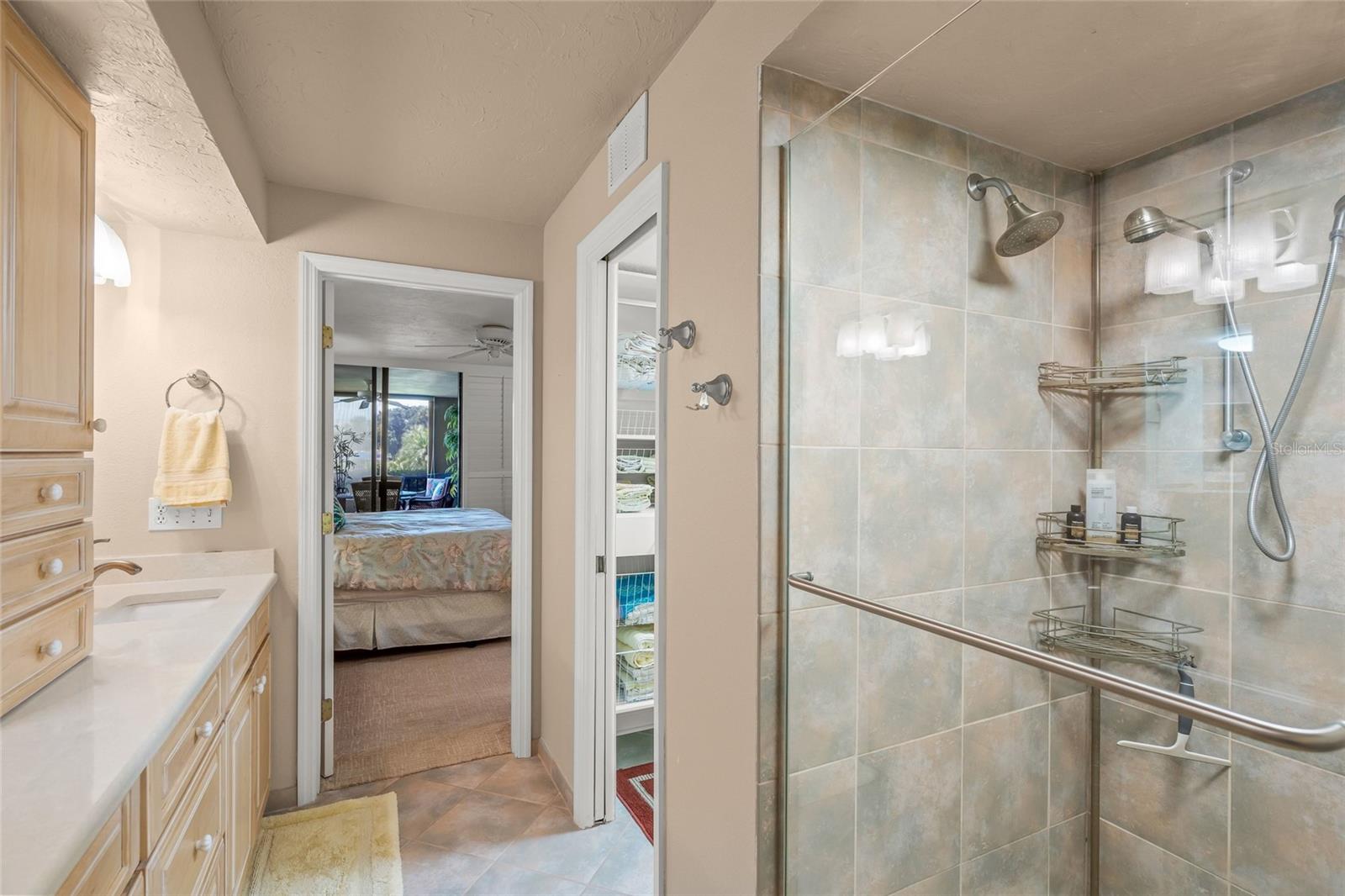 5780 MIDNIGHT PASS RD #B105 — photo 32