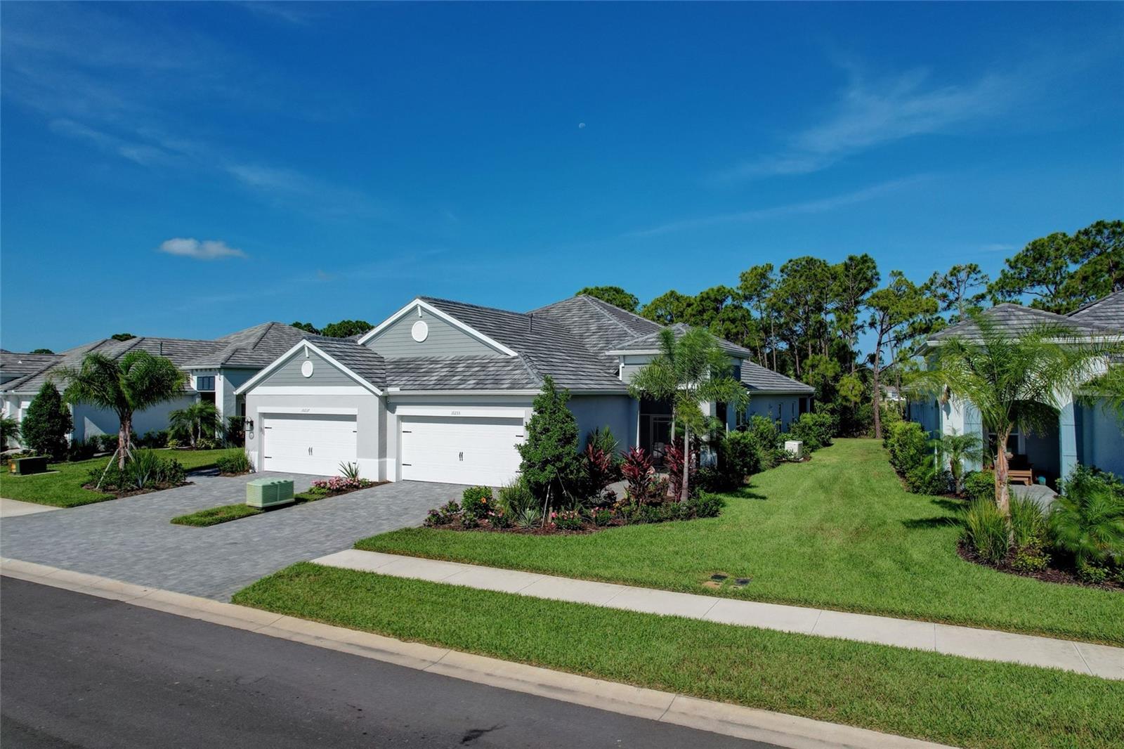 10233 LAKE WALES CIR — photo 55