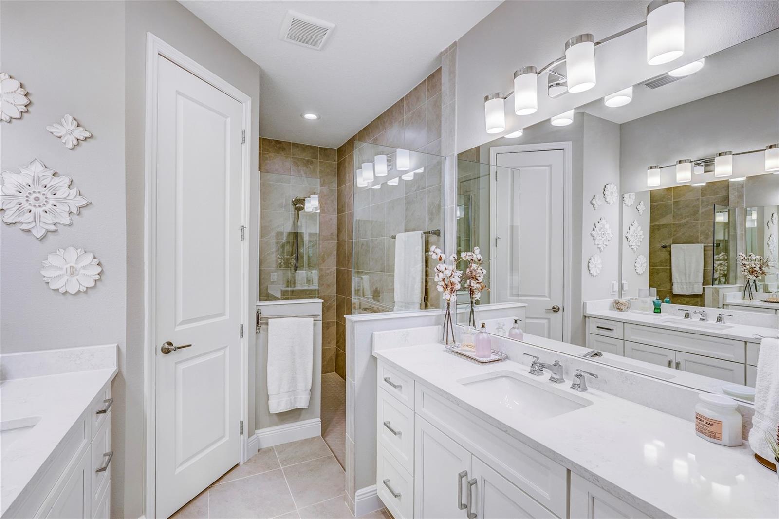 10233 LAKE WALES CIR — photo 15