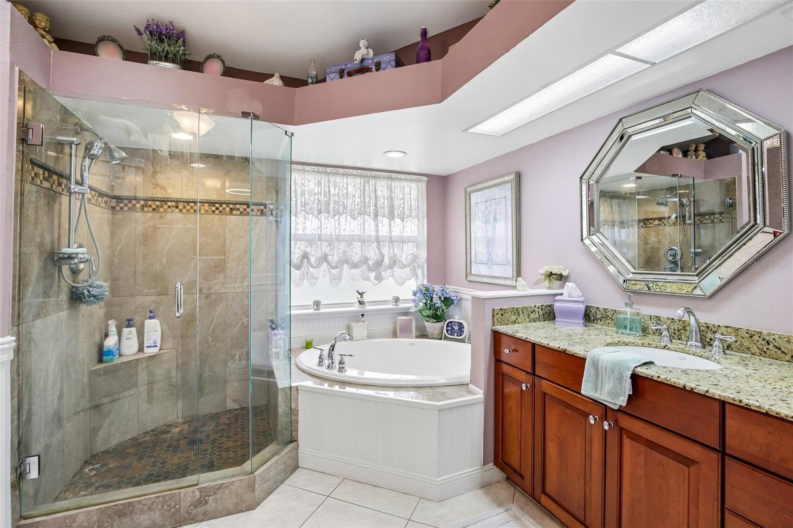 213 N BROCKFIELD DR — photo 35