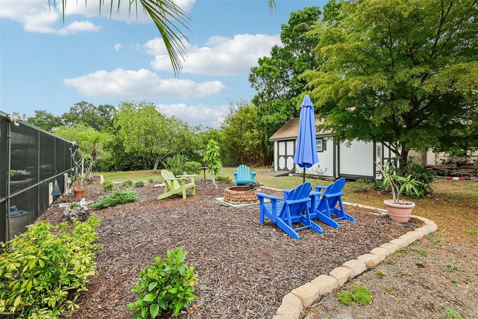213 N BROCKFIELD DR — photo 57