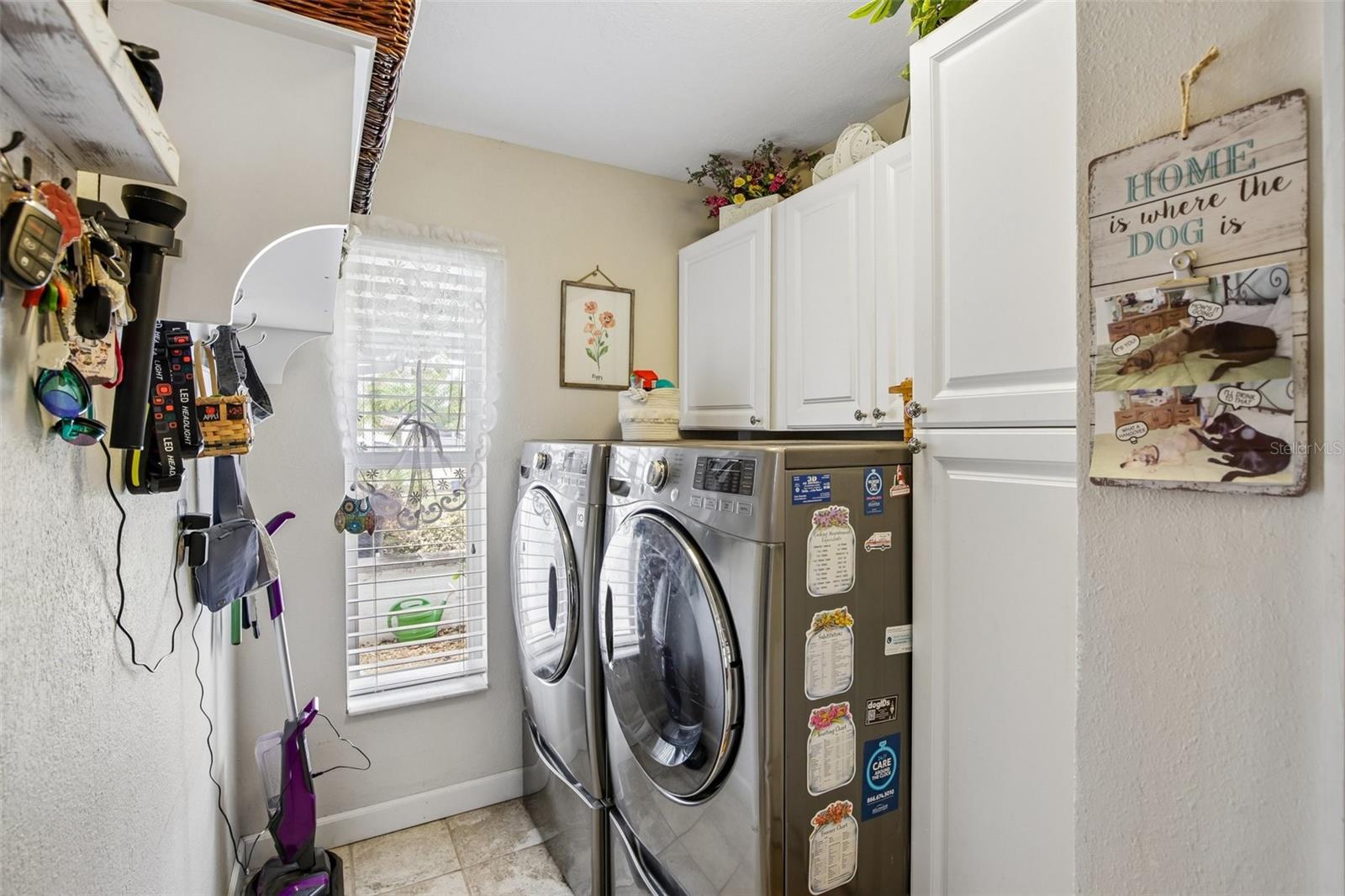213 N BROCKFIELD DR — photo 41