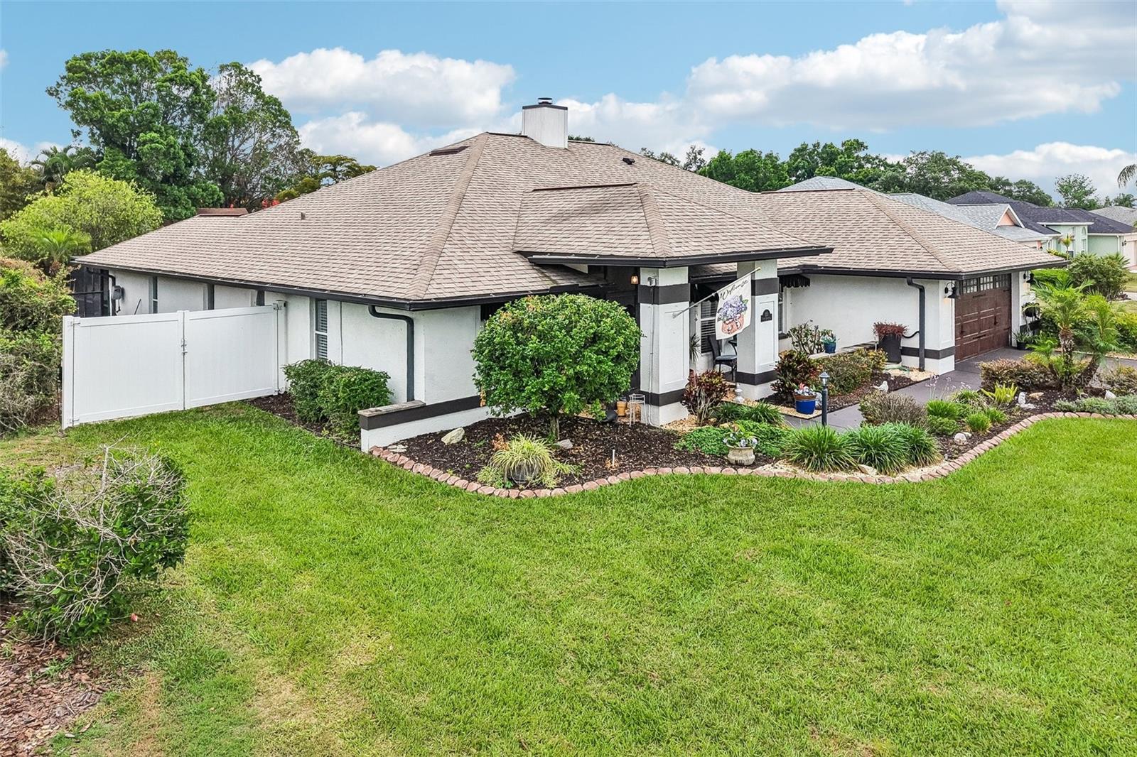 213 N BROCKFIELD DR — photo 78