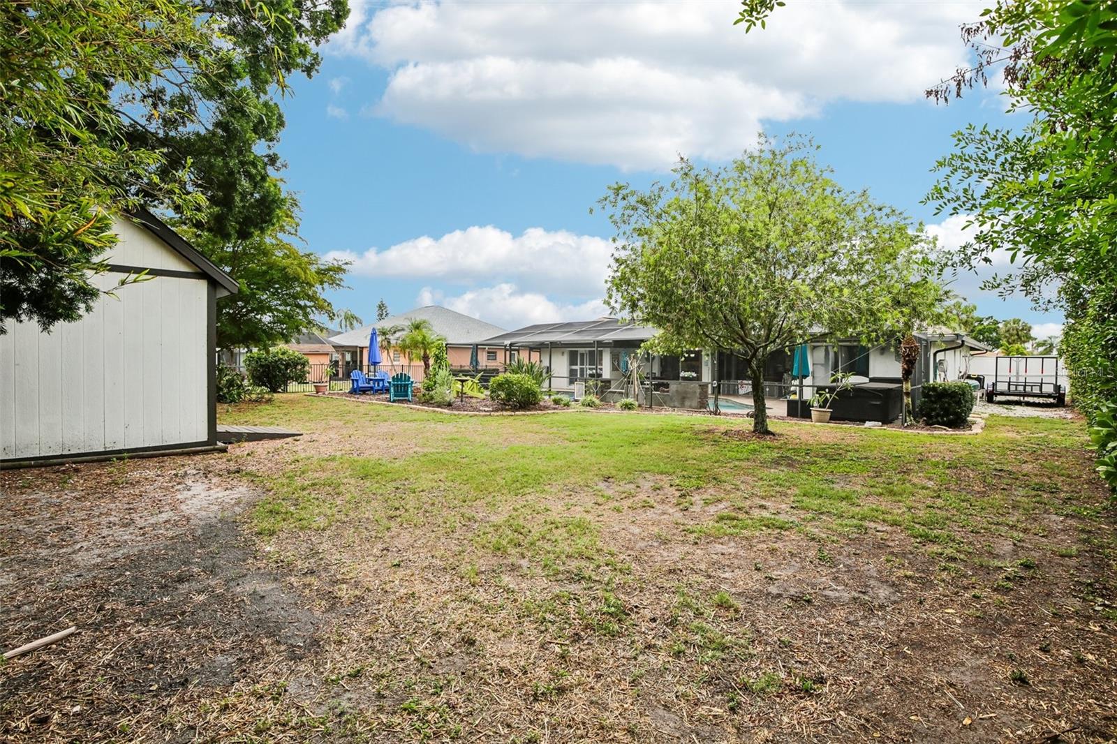 213 N BROCKFIELD DR — photo 56