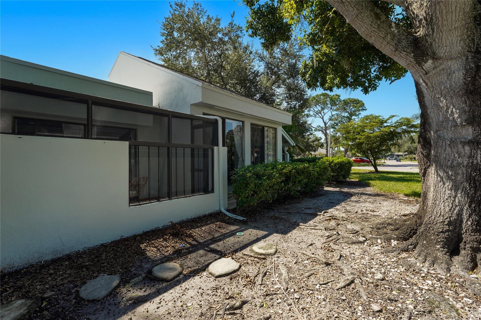 2383 LAKESIDE MEWS #D3 — photo 40