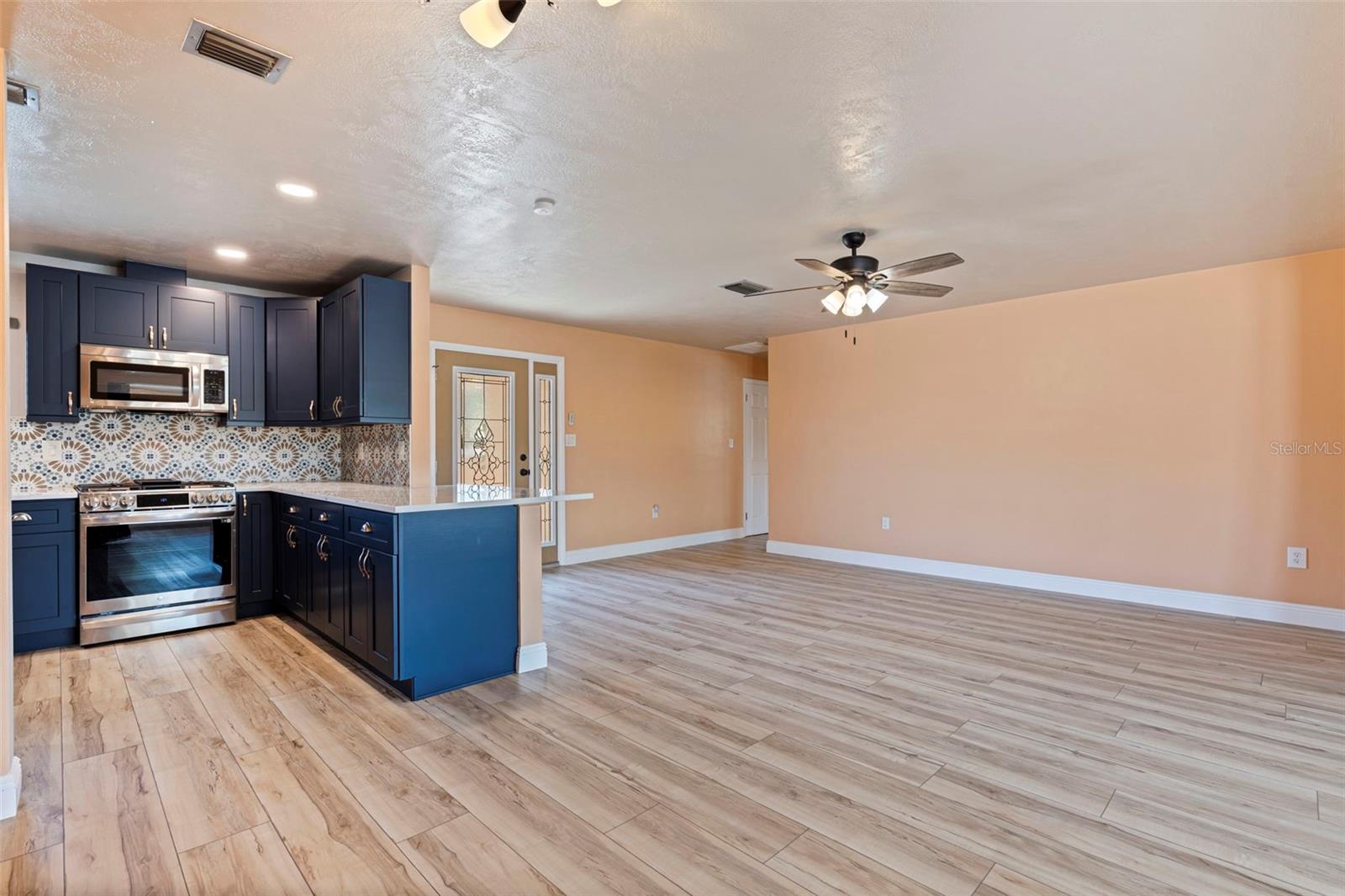 5108 COMMONWEALTH RD — photo 12