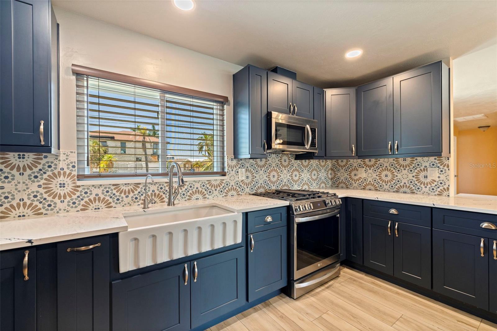 5108 COMMONWEALTH RD — photo 14