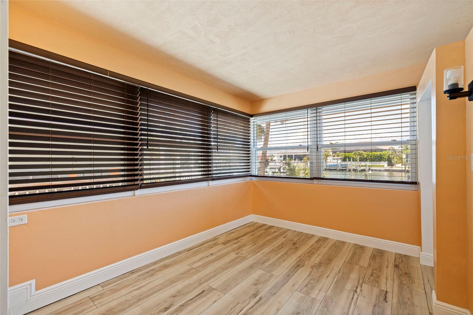 5108 COMMONWEALTH RD — photo 28