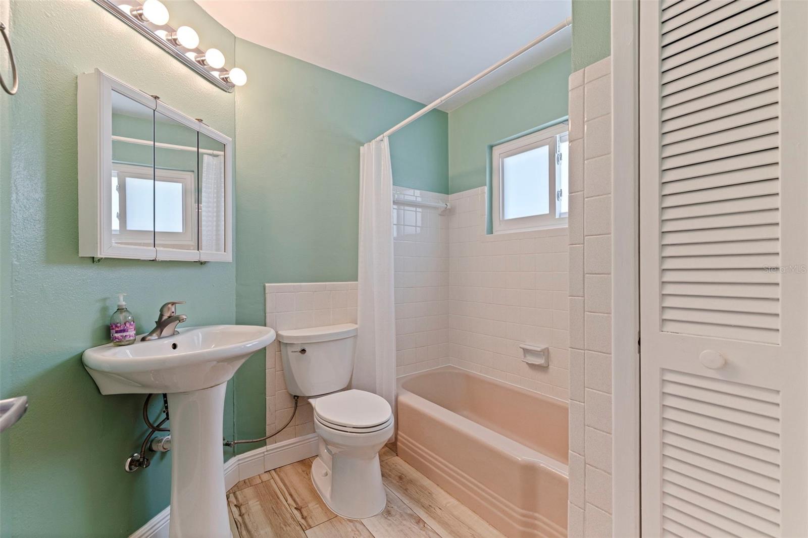 5108 COMMONWEALTH RD — photo 24