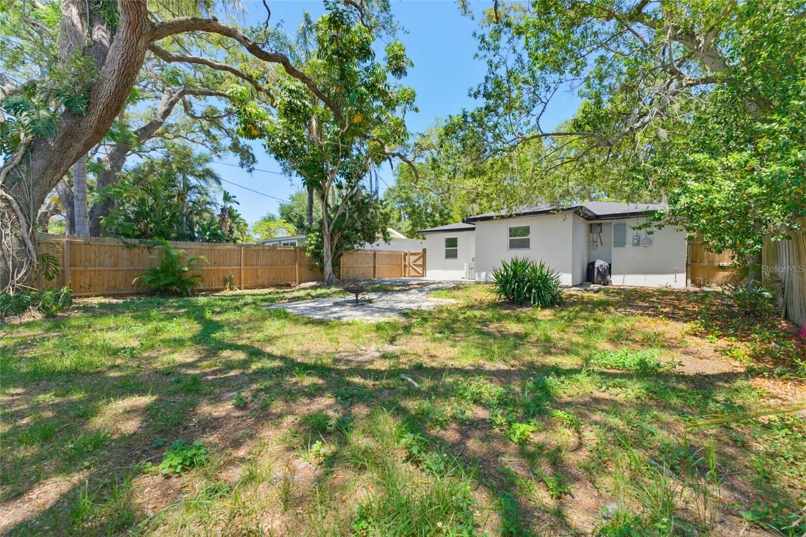 1275 PALM ST — photo 33