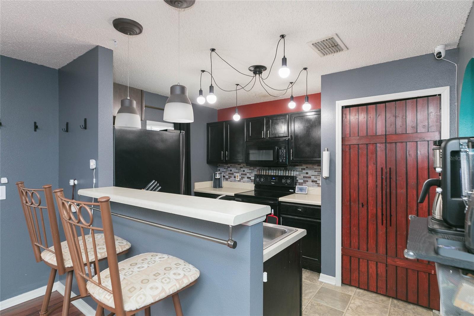 9922 ASHBURN LAKE DR — photo 10