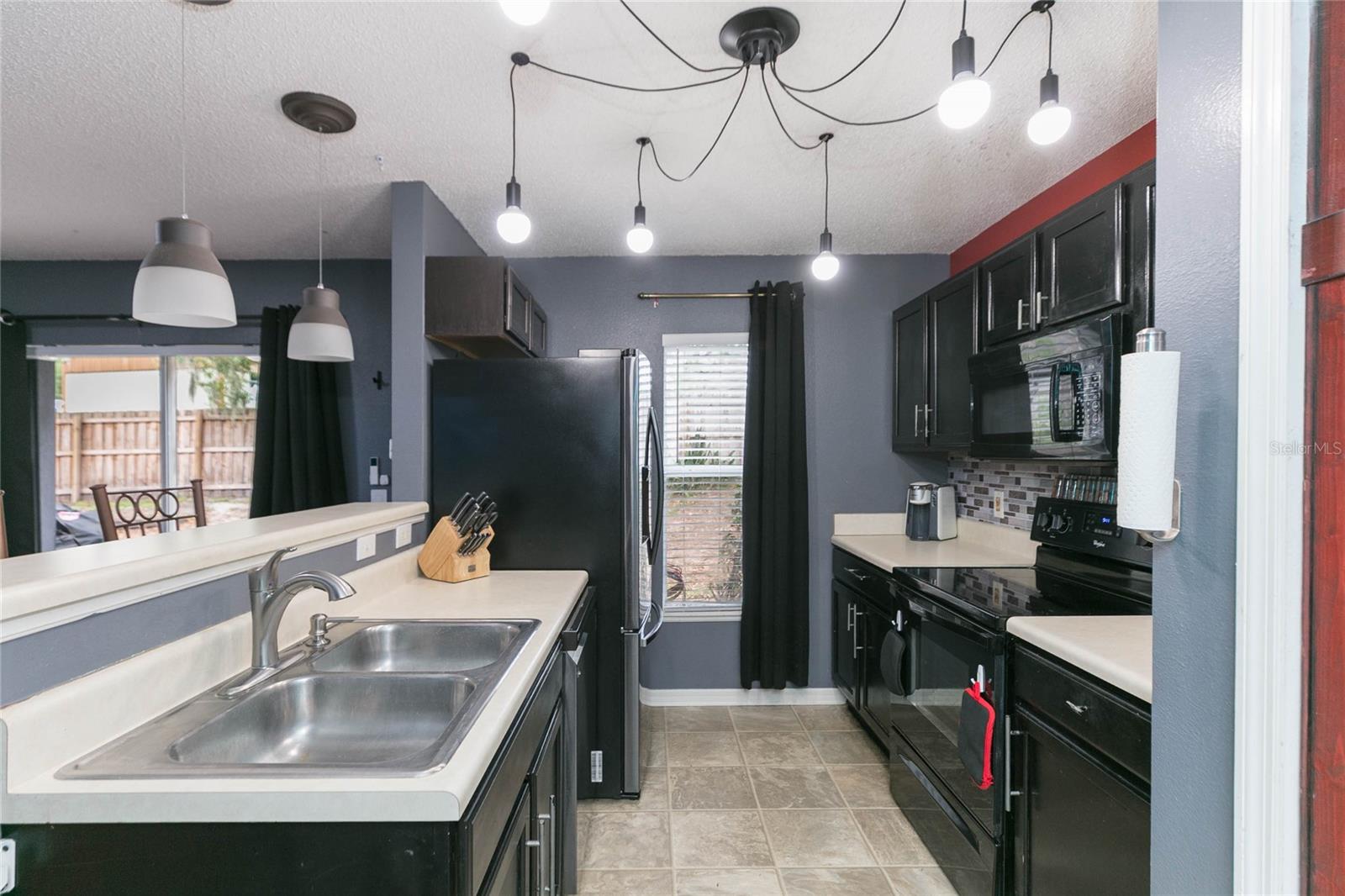 9922 ASHBURN LAKE DR — photo 8