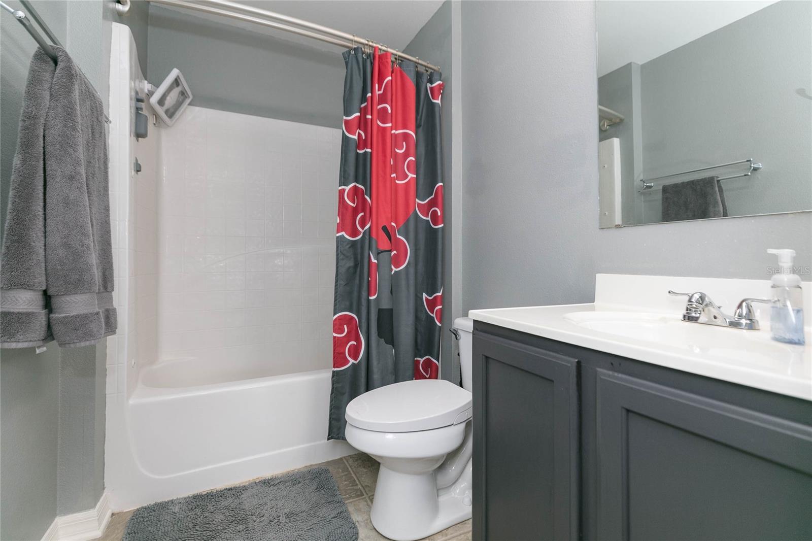 9922 ASHBURN LAKE DR — photo 23