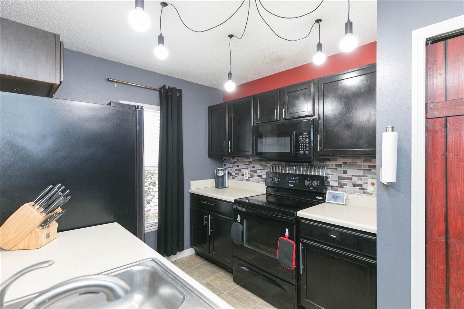 9922 ASHBURN LAKE DR — photo 16