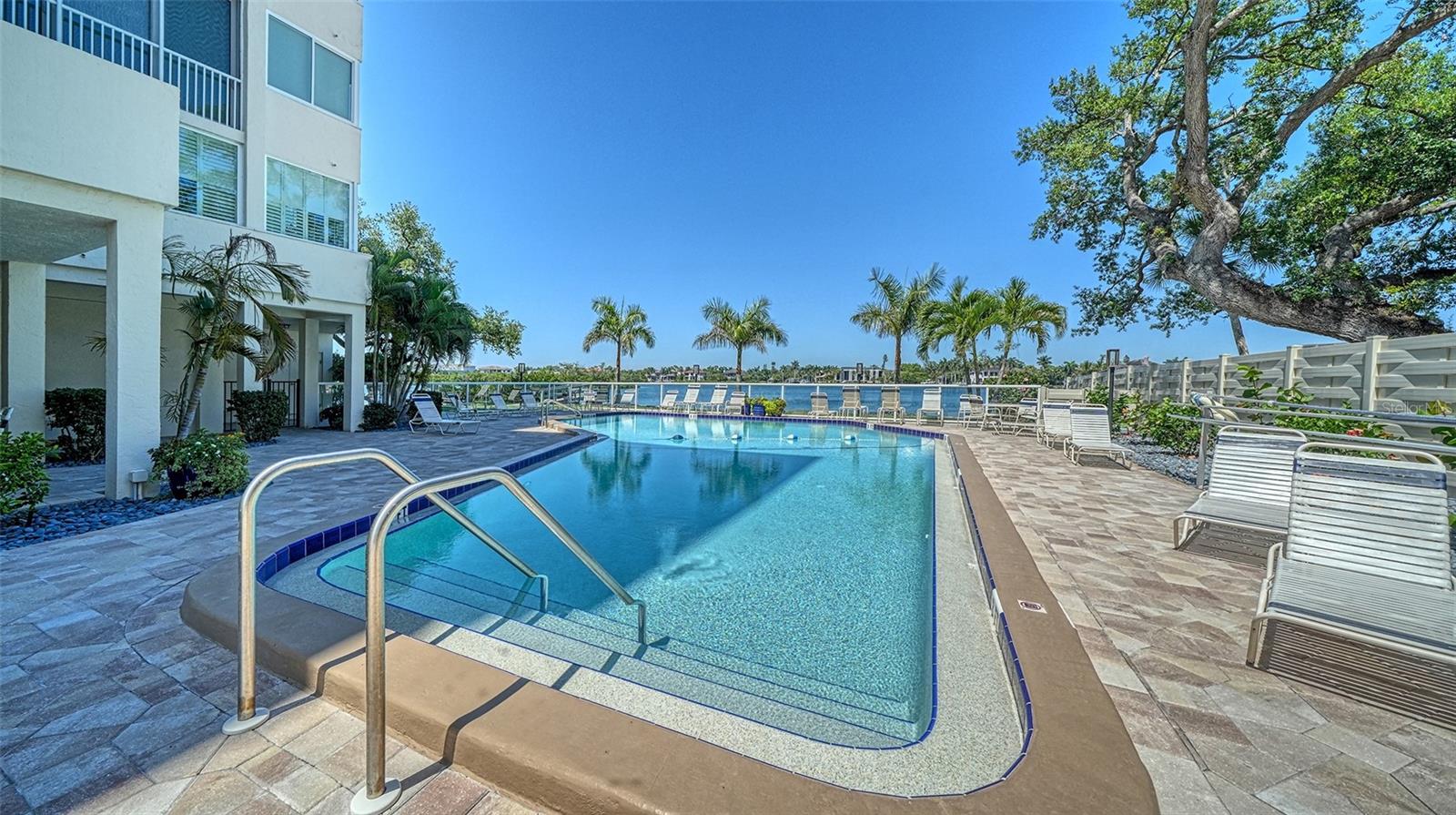 1355 S PORTOFINO DR #103 — photo 58