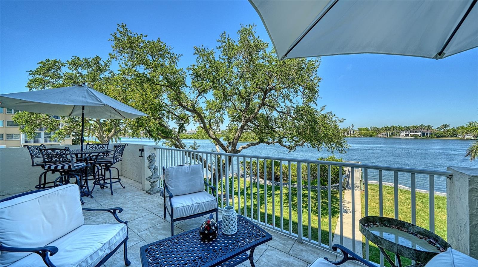 1355 S PORTOFINO DR #103 — photo 46